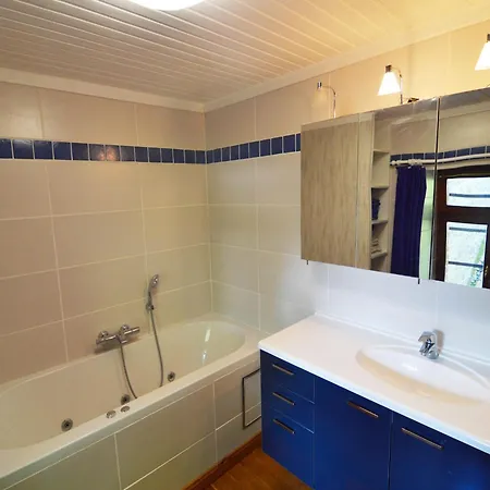 Сasa de vacaciones Spacious Ardennes Getaway, Cleaning Included Beauraing
