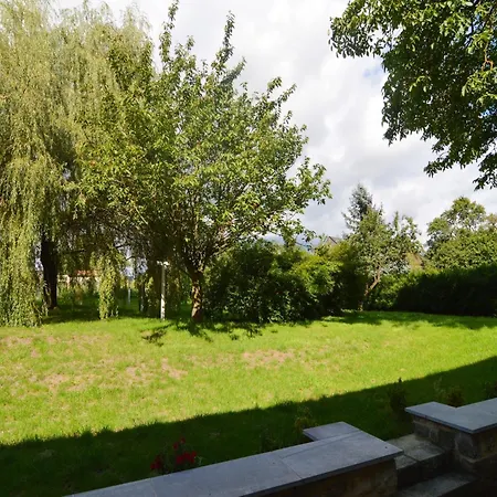 Spacious Ardennes Getaway, Cleaning Included Сasa de vacaciones